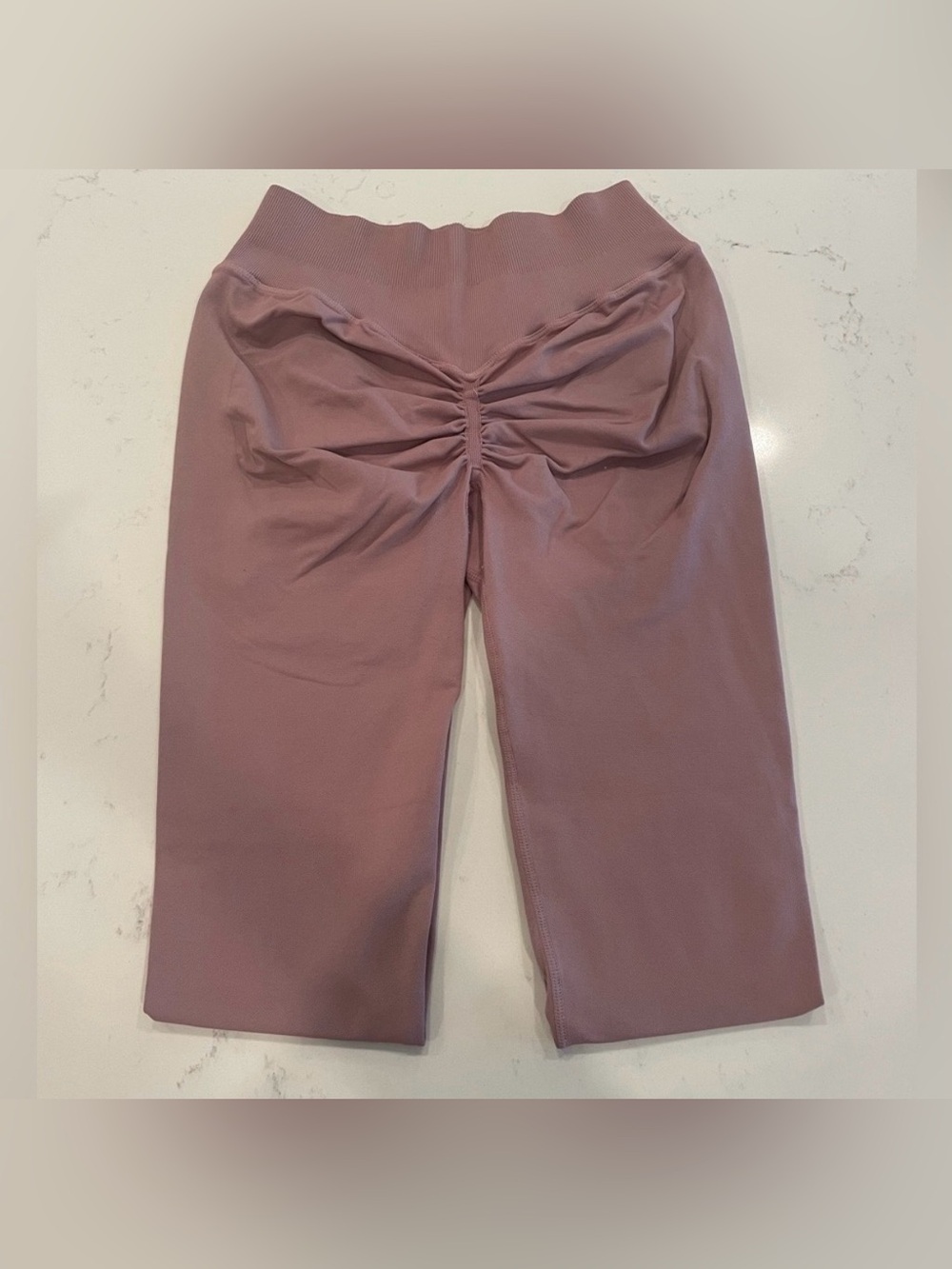 Bombshell High-Waist Mauve Leggings - Seamless Fit - Picture 3 of 3
